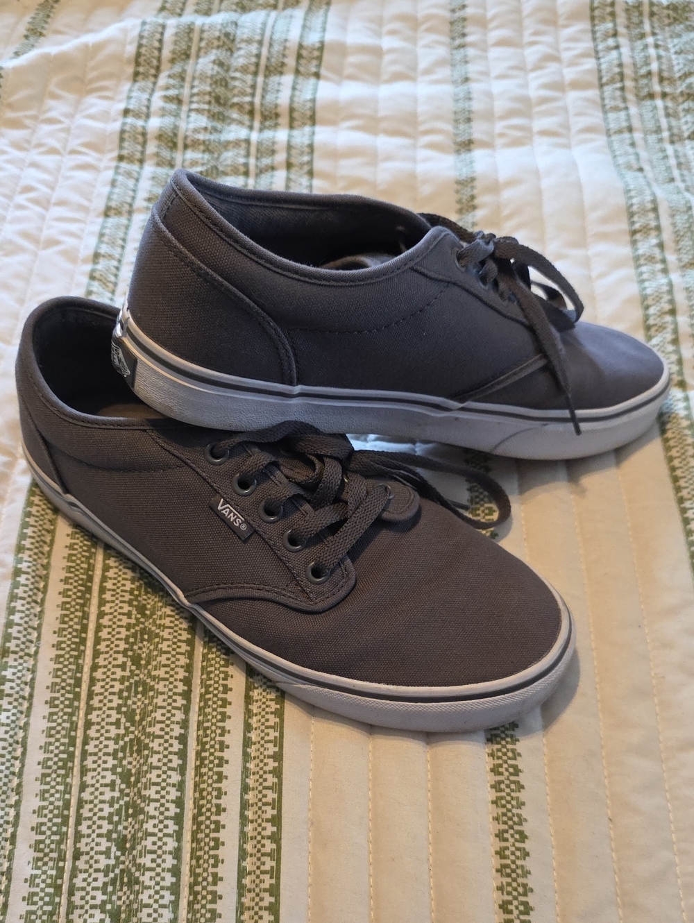 Vans Men’s Low-Top Canvas Sneakers in Charcoal Gray